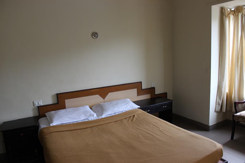 Albarad Hotel Мунар Стая снимка