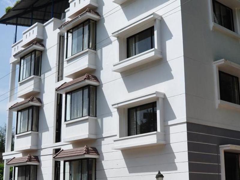 Albarad Hotel Мунар Екстериор снимка